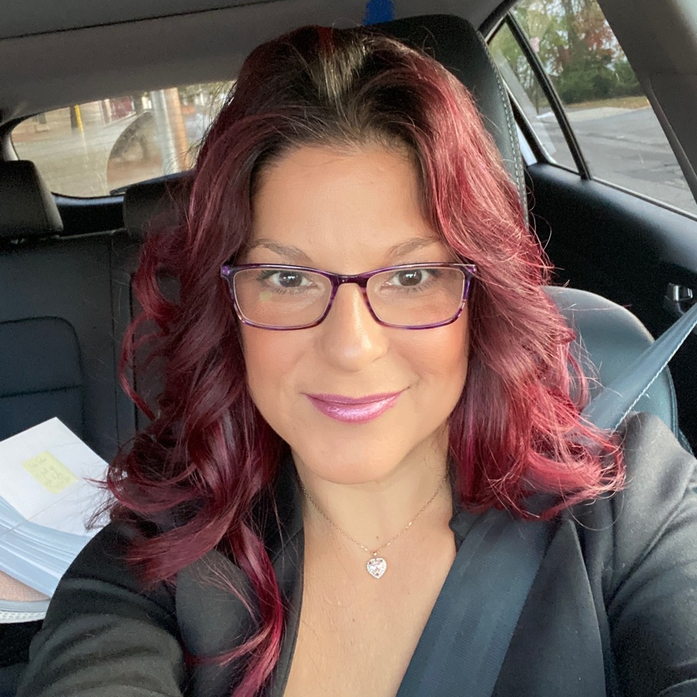 Meet your Posher, Julie